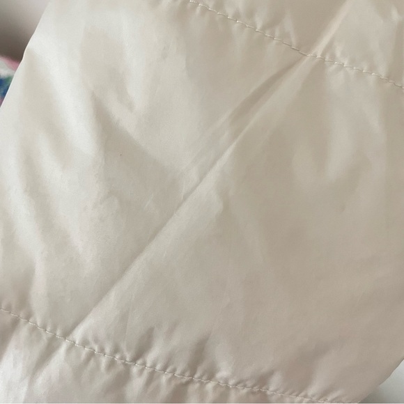 The North Face Monarch Quilted Puffer Jacket in Cream Women’s Medium - Picture 10 of 11